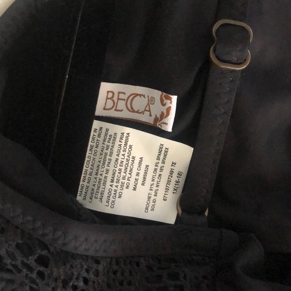 Becca by Rebecca Virtue Color Play Crochet Sz 1X - Picture 11 of 11